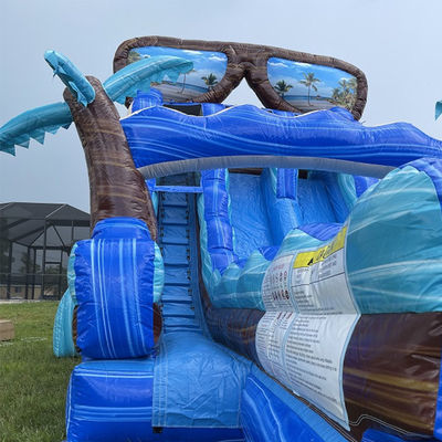 Приготовьтесь к 40 футовой надувной горки с бассейном и огромной доской для серфинга.